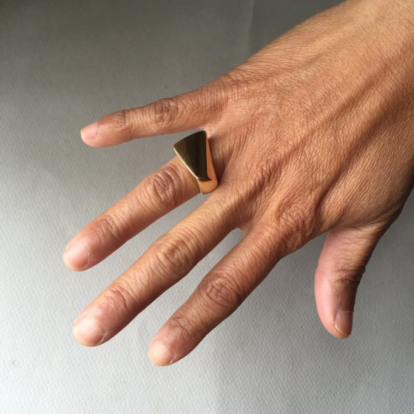 Georg Jensen Modernist Ring in 18k Gold by Henning Koppel, no. 1141