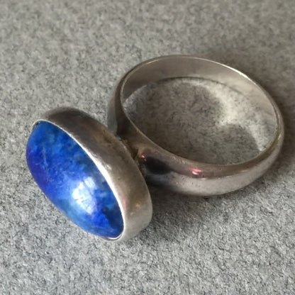 Georg Jensen Sterling Silver Ring No. 123B by Nanna Ditzel with Lapis Lazuli