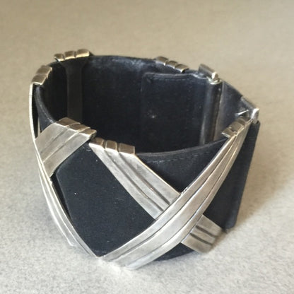 Hector Aguilar 940 Silver and Leather "Georgia O'Keefe" Bracelet