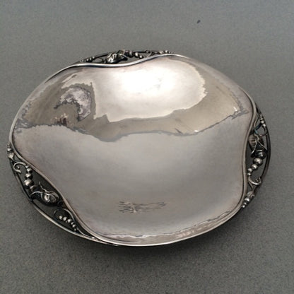 Estate Georg Jensen Sterling Silver "Blossom" Round Footed Dish No. 2A