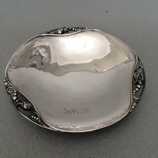 Estate Georg Jensen Sterling Silver "Blossom" Round Footed Dish No. 2A