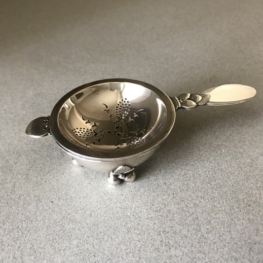 Georg Jensen Sterling Silver Cactus Tea Strainer On Stand No. 646A Very Rare