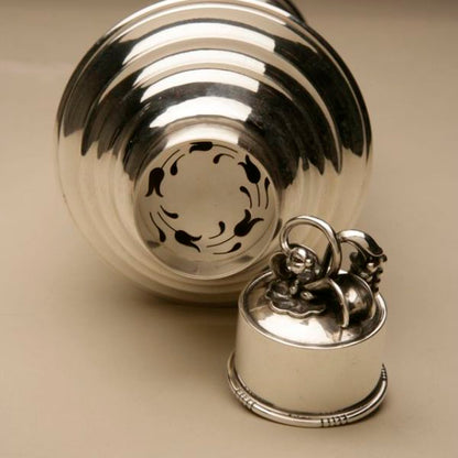 Georg Jensen Cocktail Shaker no. 462D by Harald Nielsen